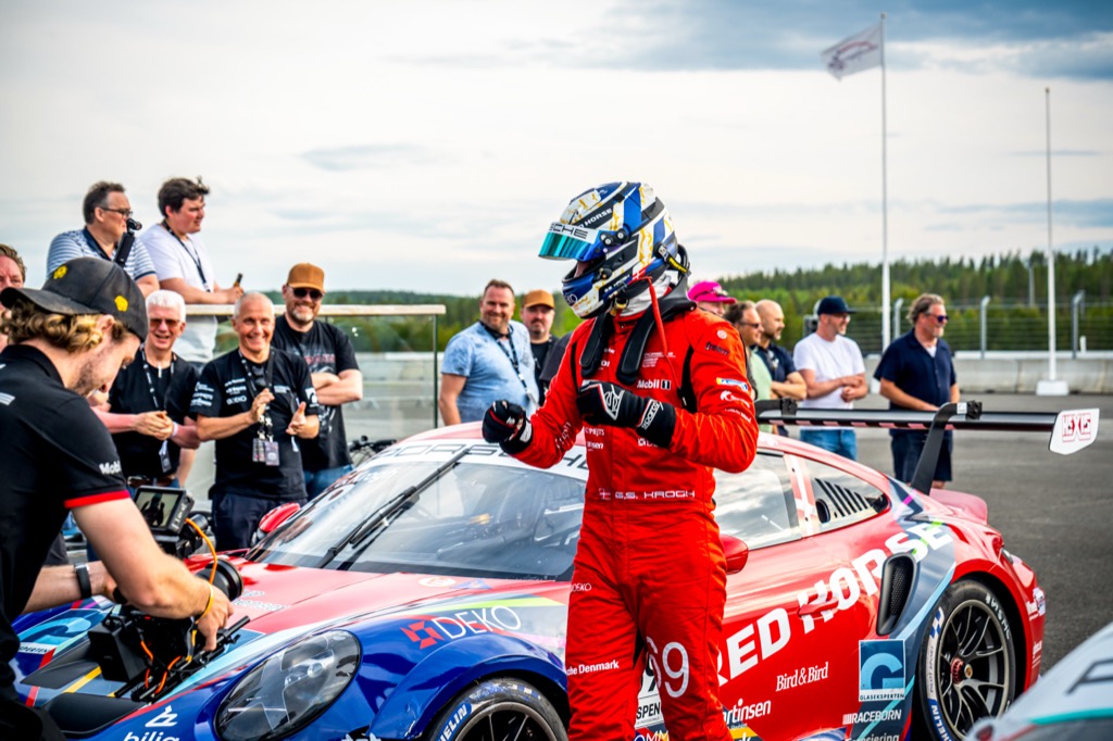 Dobbelt Porsche Carrera Cup-podie til Gustav Krogh.
(Foto: Porsche Carrera Cup Scandinavia)